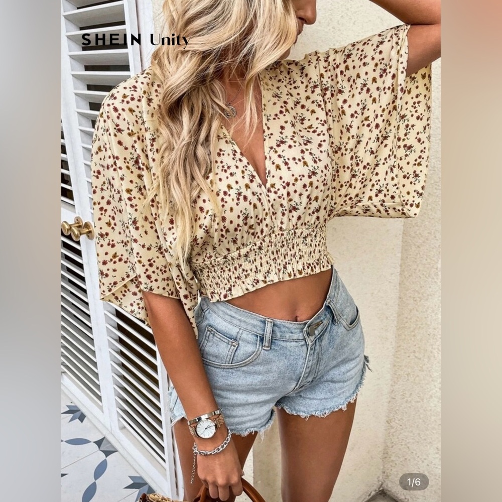 SHEIN Floral Print Kimono Sleeve Crop Top - Cream